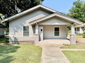 117 H St NW in Miami, OK - Building Photo