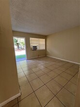 437 NW 9th Ave in Fort Lauderdale, FL - Building Photo - Building Photo