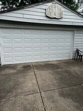 6876 Franke Rd in Middleburg Heights, OH - Building Photo - Building Photo