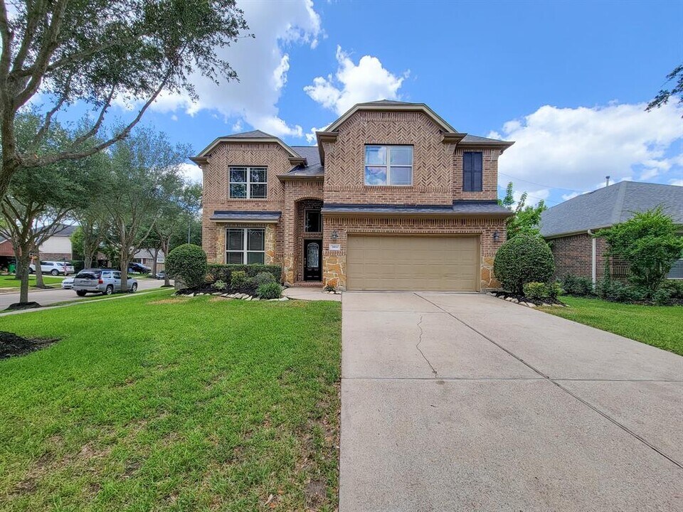 2814 Bay Springs View in Richmond, TX - Foto de edificio