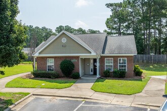 Tokay Green in Fayetteville, NC - Building Photo - Building Photo