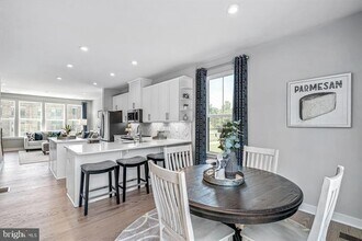 2427 James Banks Rd SE in Washington, DC - Building Photo - Building Photo