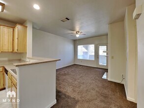 900 S Meadows Pkwy, Unit 822 in Reno, NV - Foto de edificio - Building Photo