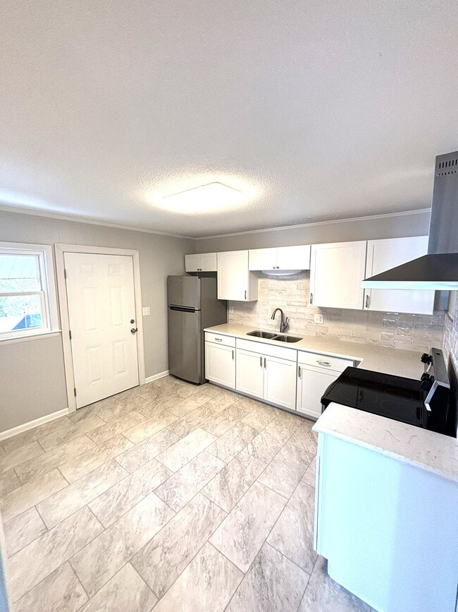 1510 Fairview St in Dunn, NC - Building Photo - Building Photo