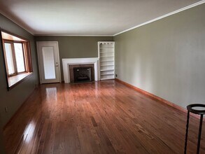 1659 Tremont Rd in Columbus, OH - Building Photo - Building Photo