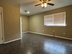 6605 NW Denver Ave in Lawton, OK - Building Photo - Building Photo