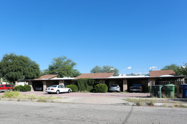 6101 E Fairmount St in Tucson, AZ - Foto de edificio - Building Photo