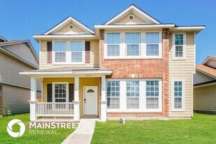 5671 Midcrown Dr in San Antonio, TX - Building Photo