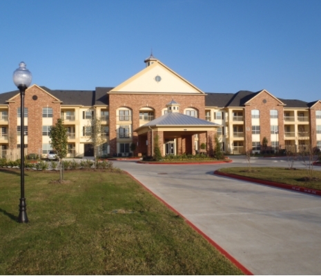 Highland Manor Senior Living in La Marque, TX - Building Photo