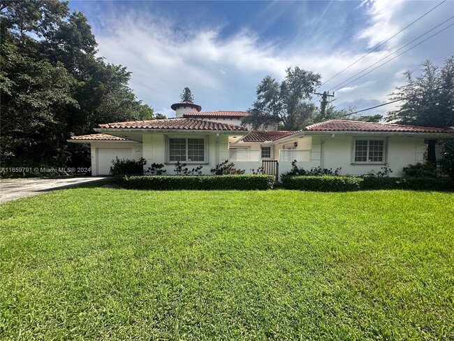 400 Amalfi Ave in Coral Gables, FL - Building Photo - Building Photo