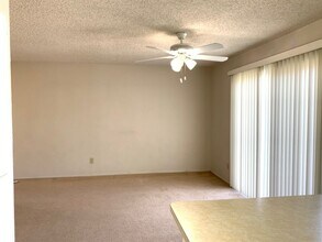 7733 Las Lilas Ct in Citrus Heights, CA - Building Photo - Building Photo