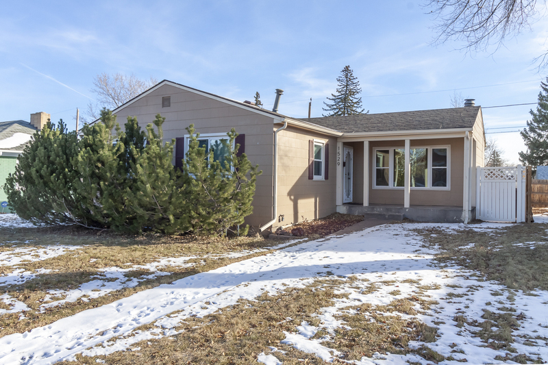 1529 Walnut Dr in Cheyenne, WY - Building Photo