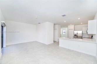 23060 SW 129th Pl in Goulds, FL - Building Photo - Building Photo