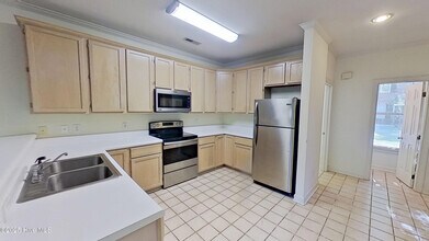 6229 Wrightsville Ave in Wilmington, NC - Building Photo - Building Photo