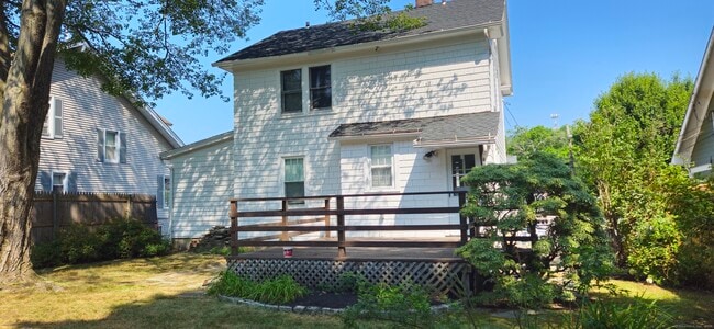 311 Cambridge St in Bridgeport, CT - Building Photo - Building Photo