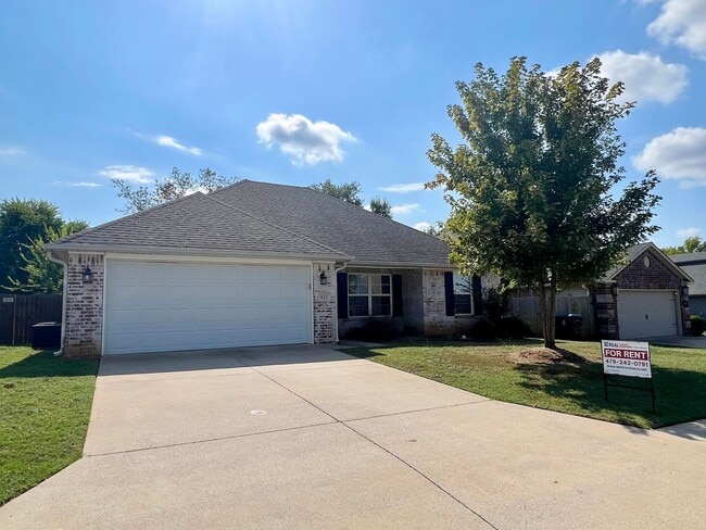 612 Ridge Point Dr in Fort Smith, AR - Building Photo - Building Photo