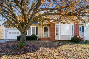 235 Lorraine Dr in Winston-Salem, NC - Building Photo