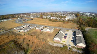 810-830 Professional Park Dr in Clarksville, TN - Building Photo