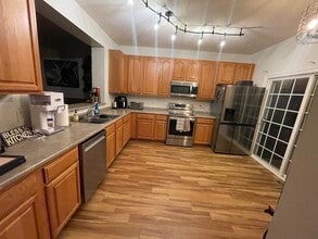 2690 Gardenia Ave in Beavercreek, OH - Foto de edificio - Building Photo