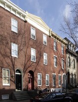 1921 Wallace St in Philadelphia, PA - Building Photo