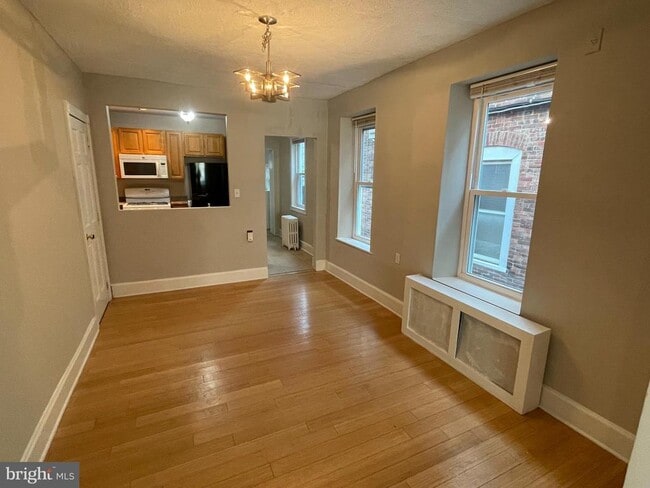 141 Leverington Ave in Philadelphia, PA - Building Photo - Building Photo