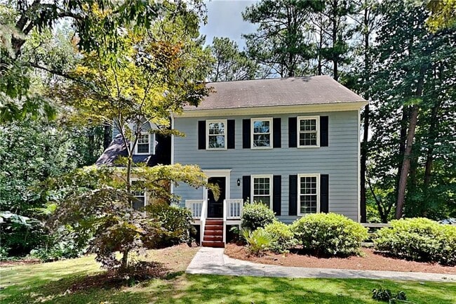 property at 1308 Chesapeake Dr SW