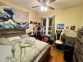 731 Parker St, Unit 3 in Boston, MA - Building Photo - Building Photo