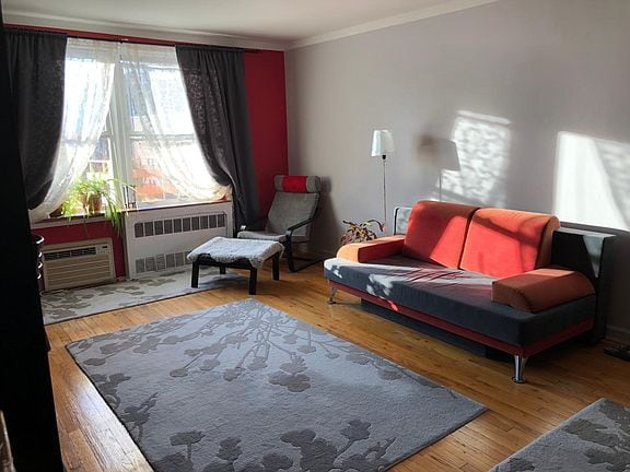 1717 E 18th St in Brooklyn, NY - Building Photo - Building Photo