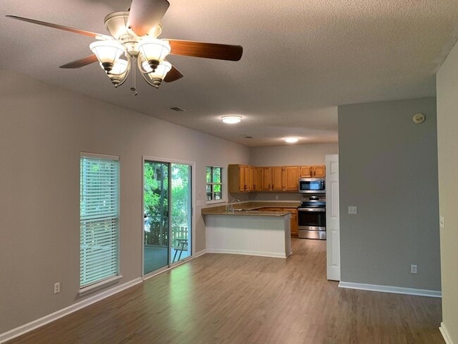 5408 Greggs Landing in Charleston, SC - Building Photo - Building Photo