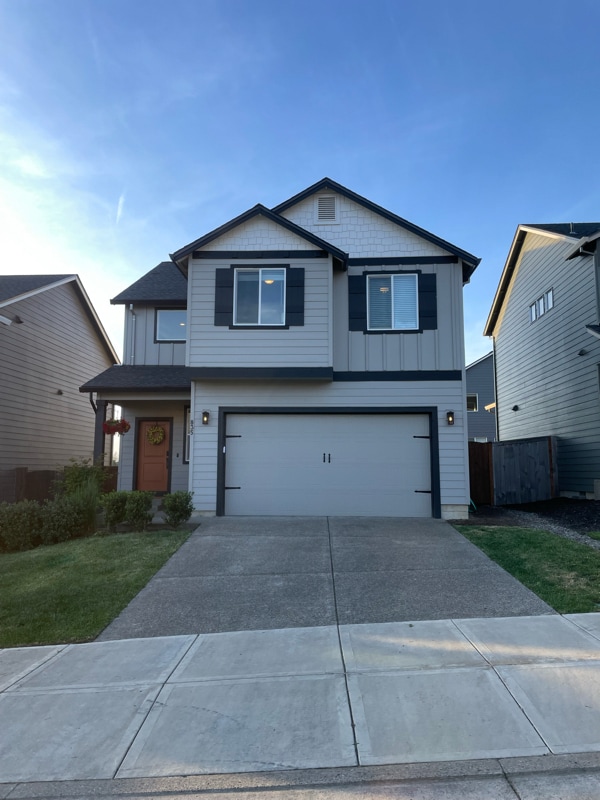 property at 835 NE Buckthorn Dr