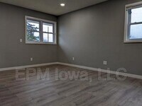 109 Ludland Dr photo'