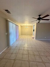 10856 11th Ave in Hesperia, CA - Building Photo - Building Photo