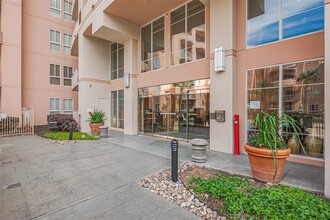 3505 Sage Rd in Houston, TX - Building Photo - Building Photo