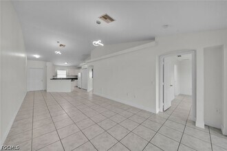 2033 Andalusia Blvd in Cape Coral, FL - Building Photo - Building Photo