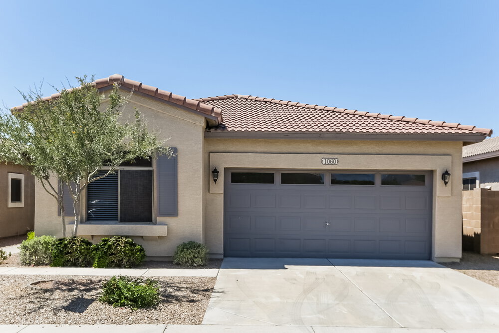 1060 S Amandes in Mesa, AZ - Building Photo