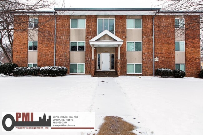 property at 4001 Holdrege St