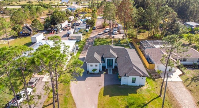 2740 35th Ave NE in Naples, FL - Building Photo - Building Photo