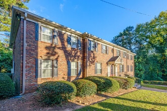 ReNew Chastain in Atlanta, GA - Foto de edificio - Building Photo