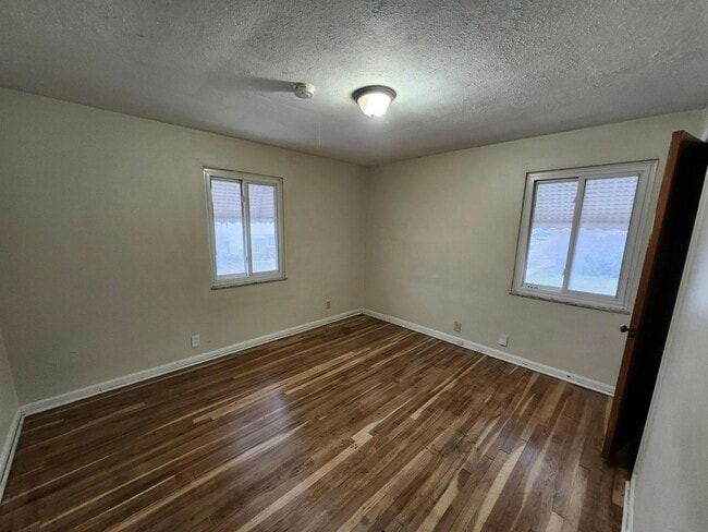 24750 Lakeshore Blvd in Euclid, OH - Building Photo - Building Photo