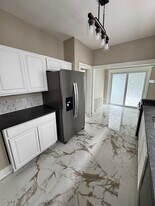 131 Clermont St in Albany, NY - Building Photo