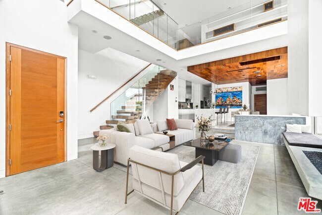 524 Rialto Ave in Los Angeles, CA - Building Photo - Building Photo