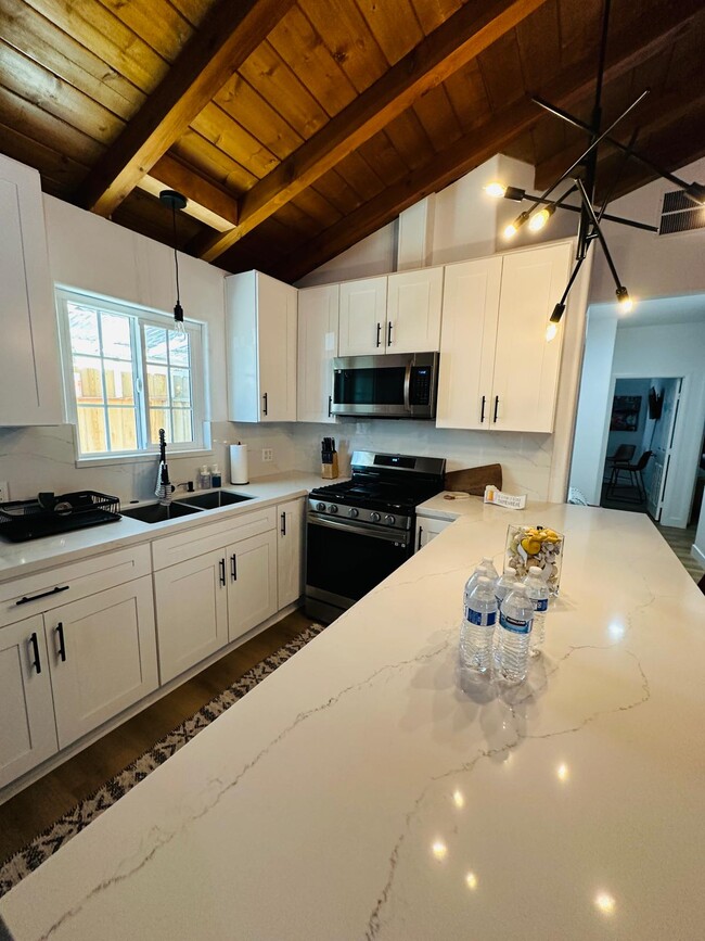 4040 Boundary St in San Diego, CA - Foto de edificio - Building Photo