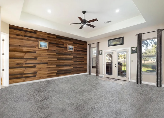 103 Rio Grande Dr in Blanco, TX - Foto de edificio - Building Photo
