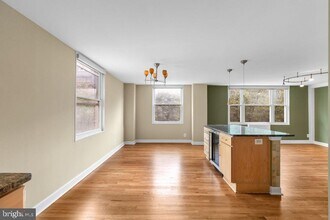 1101 St Paul St in Baltimore, MD - Building Photo - Building Photo
