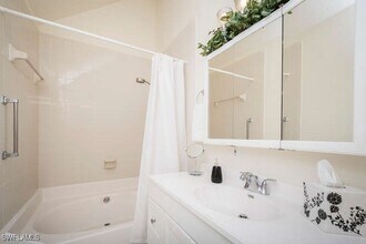 60 Emerald Woods Dr in Naples, FL - Building Photo - Building Photo
