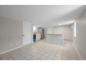 2081 Hillview Rd in Mounds View, MN - Building Photo - Building Photo