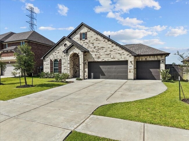 property at 4907 Autumn Hls Trl