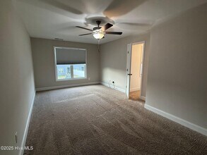 414 Guppy Lp Rd in Sneads Ferry, NC - Building Photo - Building Photo