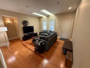 10 Fall Pippin Ln in Asheville, NC - Building Photo - Building Photo