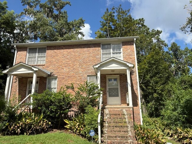property at 1338-1340 Colonial Dr